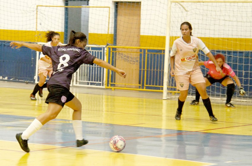FUTSAL FEMININO DEFINE AS SEMI-FINALISTAS