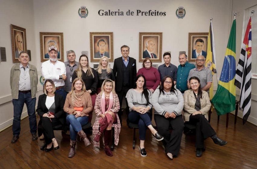 MEMBROS DO CONSELHO DE MEIO AMBIENTE TOMAM POSSE EM JAGUARIÚNA