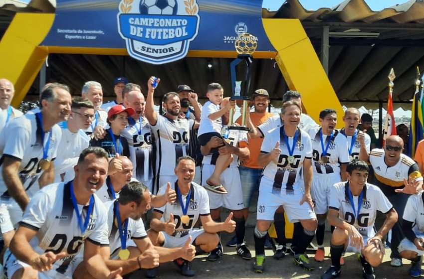 ROSEIRA MASTER VENCE O CAMPEONATO DE FUTEBOL SÊNIOR DE JAGUARIÚNA