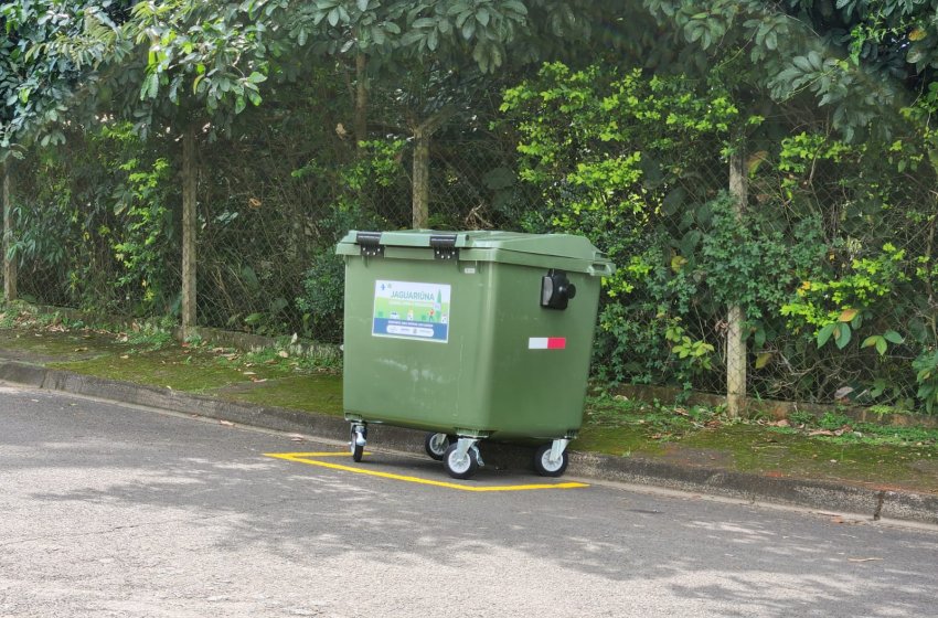 PREFEITURA INSTALA MAIS 50 NOVOS CONTÊINERES PARA COLETA DE LIXO NOS BAIRROS NOVA JAGUARIÚNA E JARDIM BOTÂNICO