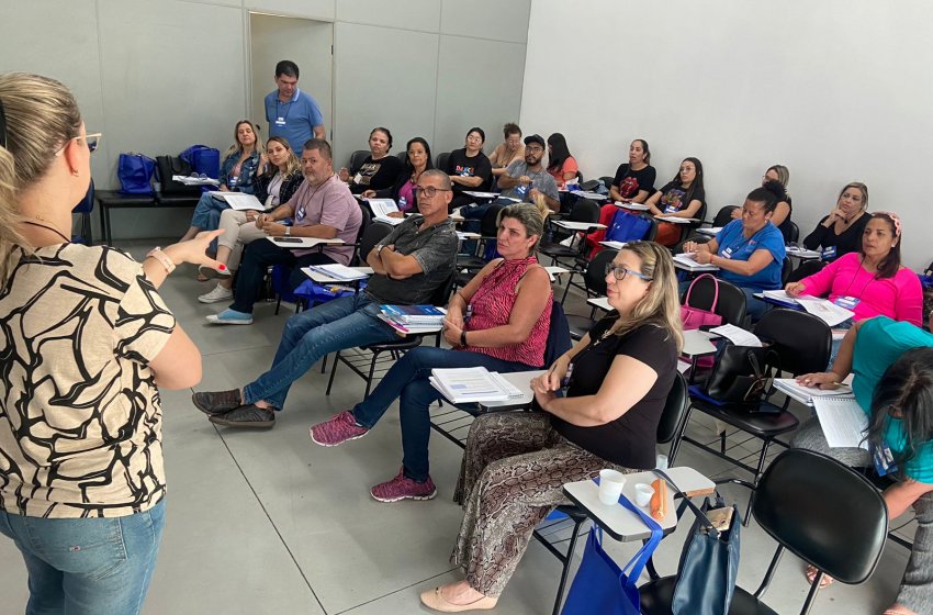 PAT DE JAGUARIÚNA CAPACITA 13 MUNICÍPIOS PARA PROGRAMA ‘MEU EMPREGO – TRABALHO EM EQUIPE’ 
