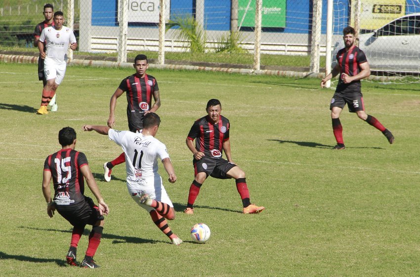 CAMPEONATO DE FUTEBOL VETERANOS CONHECERÁ O CAMPEÃO NESTE DOMINGO