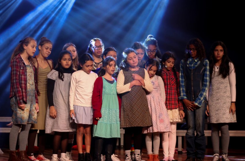 ALUNOS DAS ESCOLA DAS ARTES ESTREIAM NESTE DOMINGO 