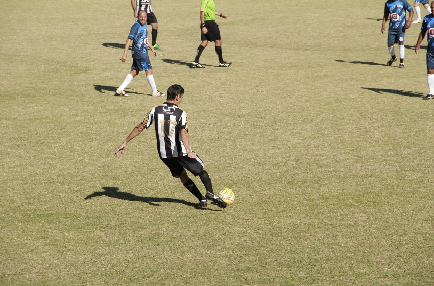 ANO COMEÇA COM GOLEADA NO CAMPEONATO SÊNIOR 