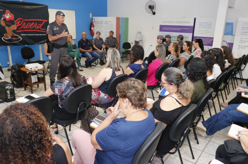 PROGRAMA DE RESISTÊNCIA ÀS DROGAS E À VIOLÊNCIA É RETOMADO NAS ESCOLAS MUNICIPAIS DE JAGUARIÚNA 
