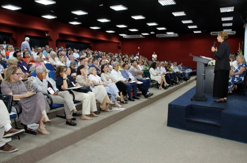 MUNICÍPIOS ASSINAM ACORDO DE GESTÃO REGIONAL DE SAÚDE EM EVENTO EM JAGUARIÚNA