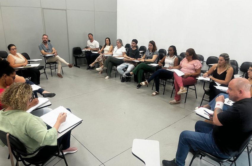 REUNIÃO DO CONSELHO TUTELAR E REDE PROTETIVA DE JAGUARIÚNA DISCUTE ESTRATÉGIAS DE AÇÃO