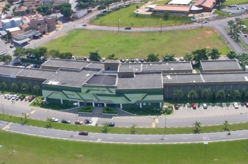HOSPITAL MUNICIPAL DE JAGUARIÚNA TERÁ USINA DE ENERGIA SOLAR E NOVA ILUMINAÇÃO EM LEDs