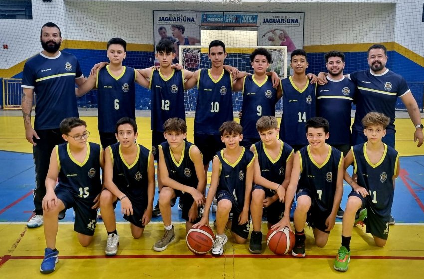 BASQUETE JAGUARIUNENSE ESTREIA COM VITÓRIAS NO AZULÃO PELA LIGA METROPOLITANA