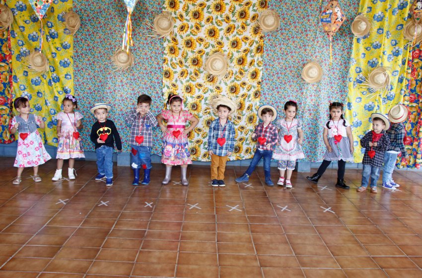 FESTA JUNINA ANIMA ESCOLAS MUNICIPAIS DE JAGUARIÚNA NESTE SÁBADO