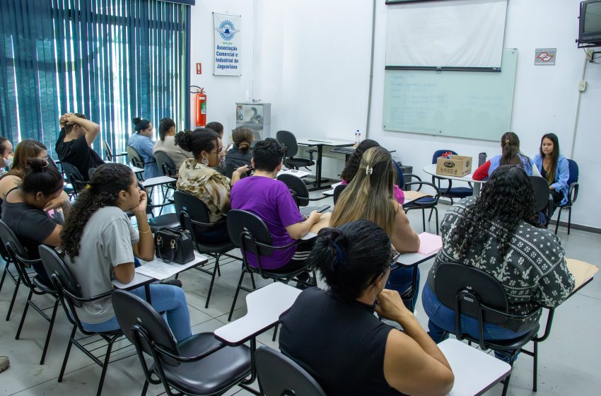 PAT DE JAGUARIÚNA PROMOVE MUTIRÃO DE EMPREGO NESTA QUARTA-FEIRA