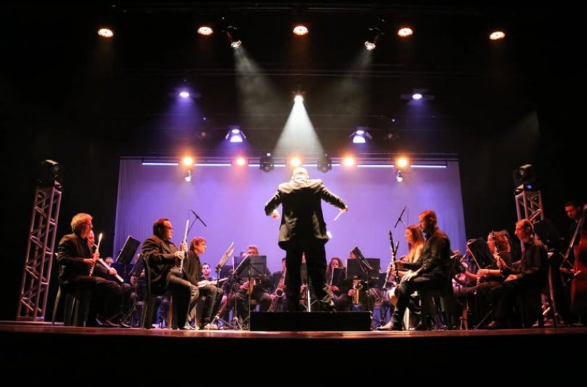 BANDA MUNICIPAL APRESENTA “CONCERTO ROCK” NO TEATRO MUNICIPAL
