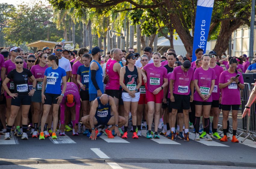  CORRIDA ‘OUTUBRO ROSA’ MOVIMENTOU JAGUARIÚINA 