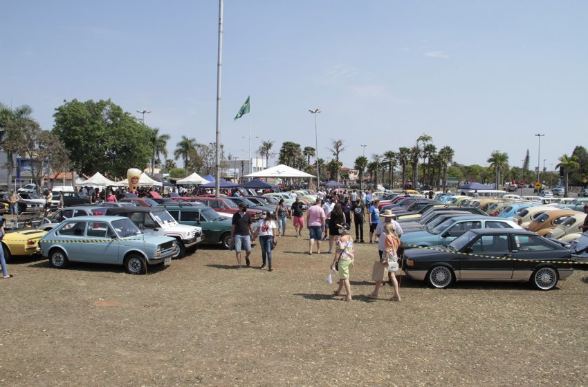 ANIVERSÁRIO DE JAGUARIÚNA AGITA A CIDADE