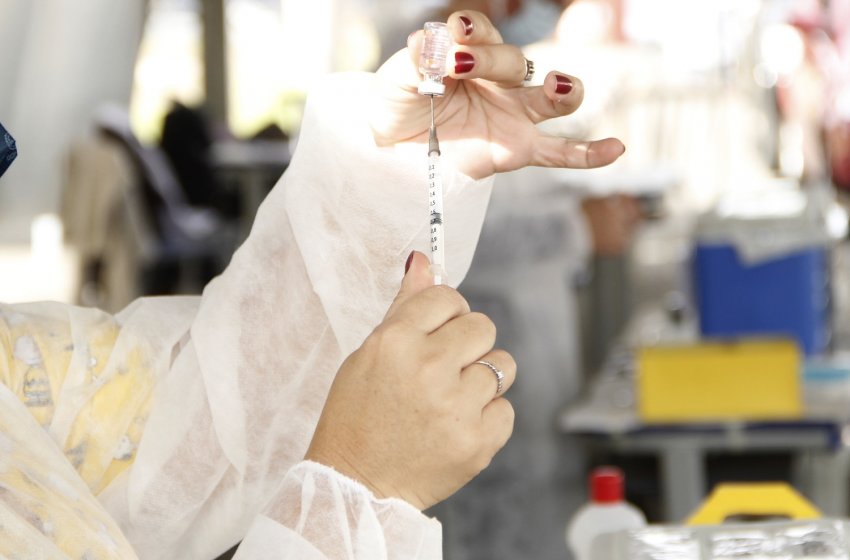 JAGUARIÚNA ANTECIPA SEGUNDA DOSE DA PFIZER