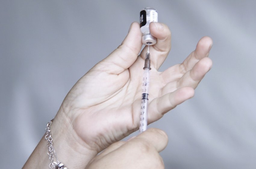 JAGUARIÚNA SUPERA MARCA DE 100 MIL DOSES CONTRA A COVID APLICADAS, COM 78% DA POPULAÇÃO COMPLETAMENTE VACINADA